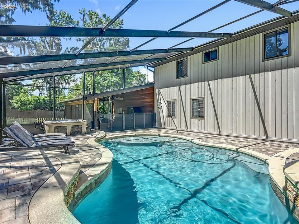 For Rent: $4,950 (4 beds, 2 baths, 2830 Square Feet)