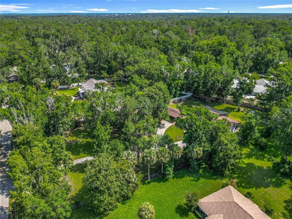 For Rent: $4,950 (4 beds, 2 baths, 2830 Square Feet)