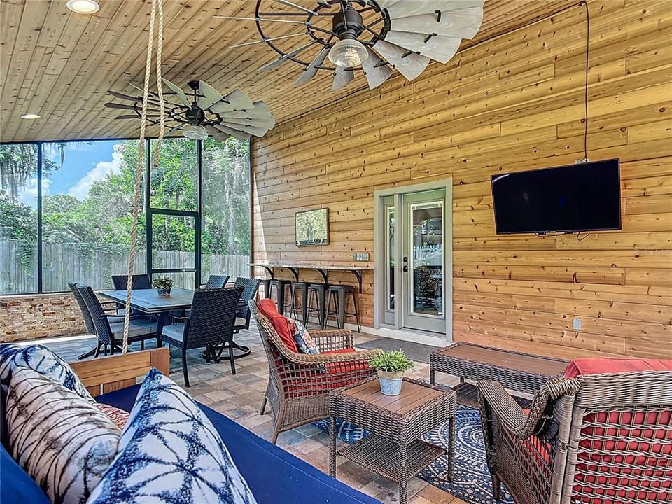 For Rent: $4,950 (4 beds, 2 baths, 2830 Square Feet)