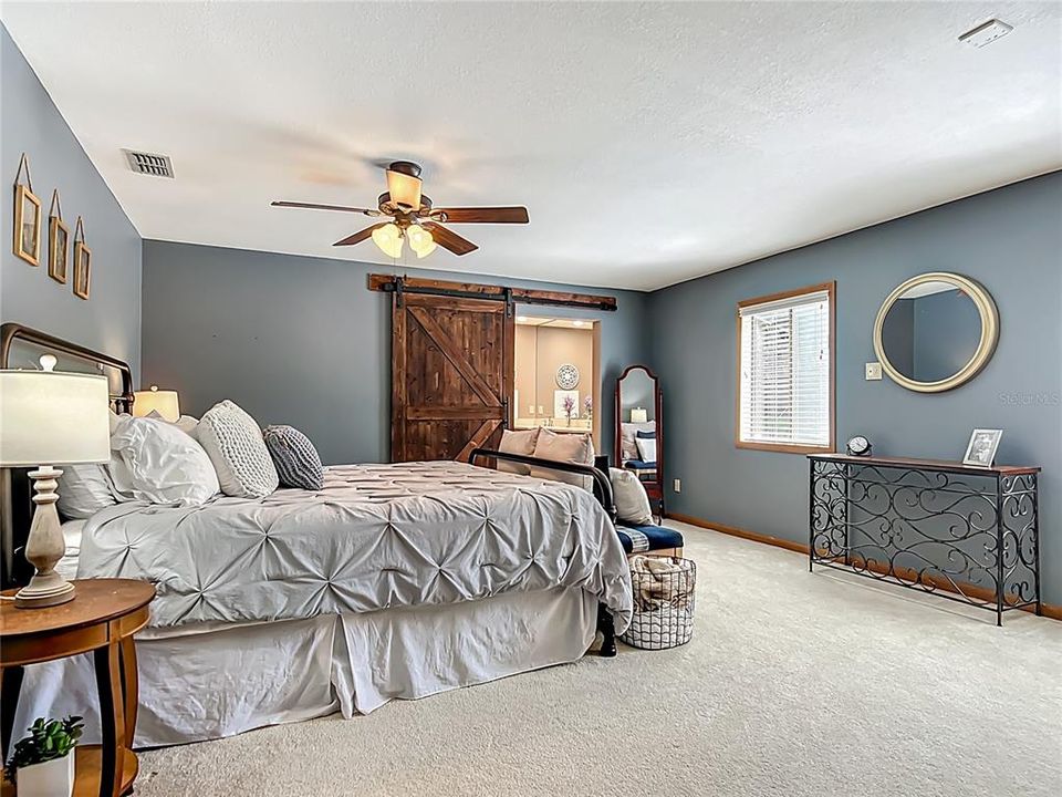 For Rent: $4,950 (4 beds, 2 baths, 2830 Square Feet)