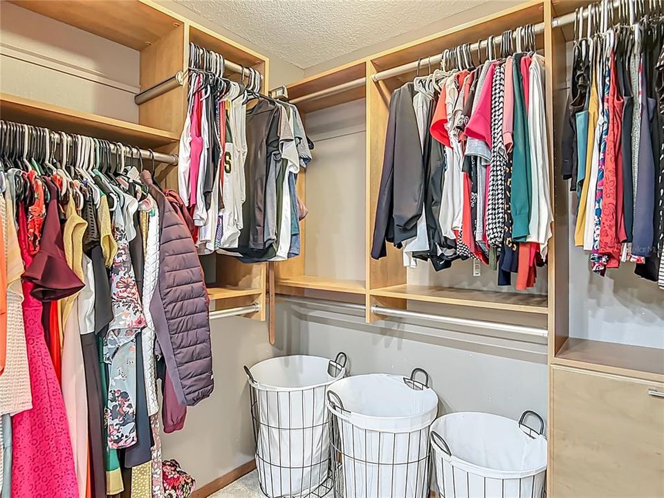 For Rent: $4,950 (4 beds, 2 baths, 2830 Square Feet)