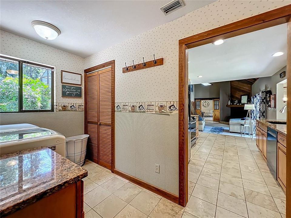 For Rent: $4,950 (4 beds, 2 baths, 2830 Square Feet)