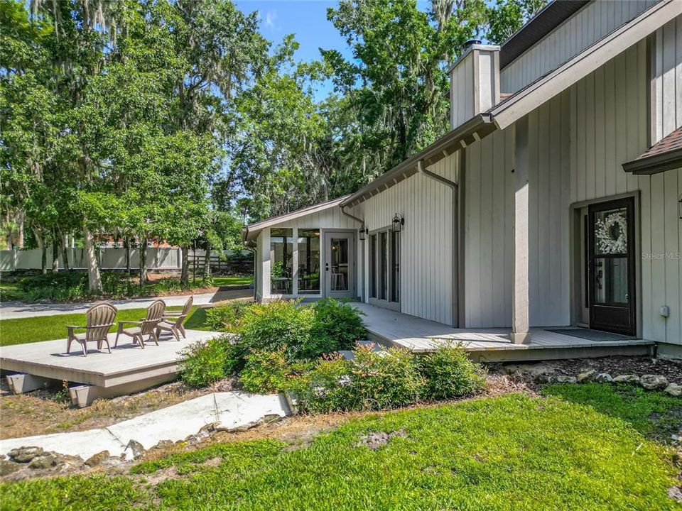 For Rent: $4,950 (4 beds, 2 baths, 2830 Square Feet)