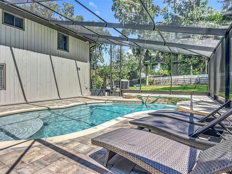 For Rent: $4,950 (4 beds, 2 baths, 2830 Square Feet)