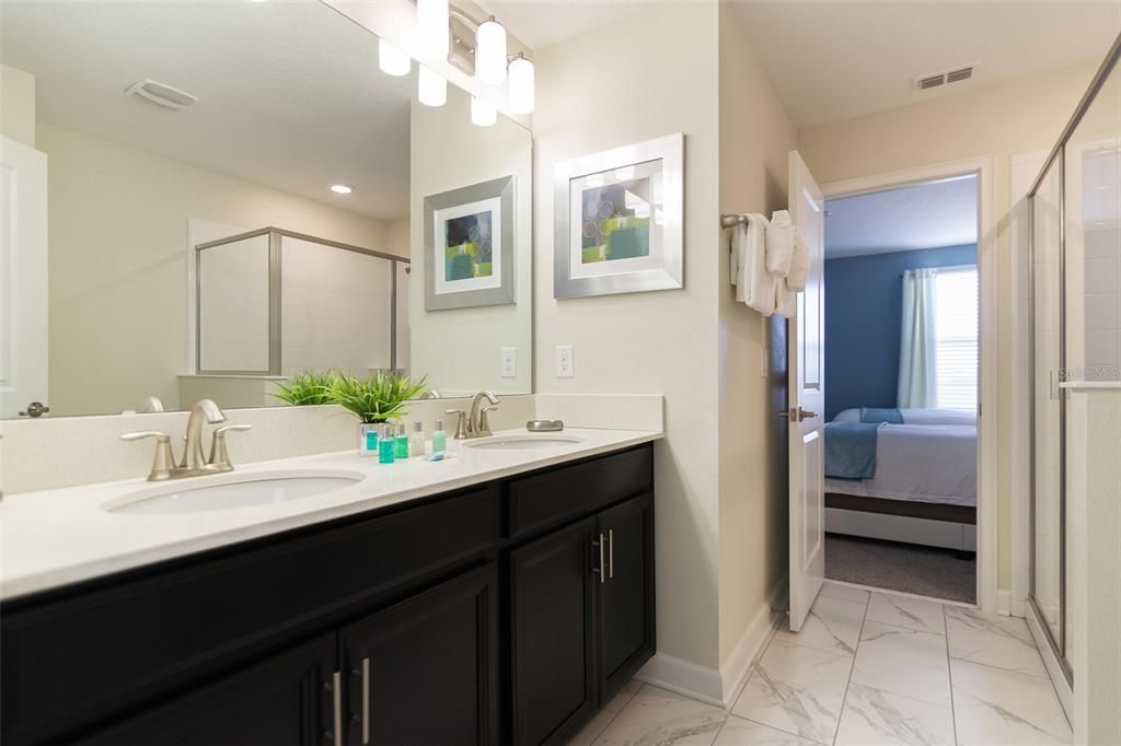 En Renta: $3,980 (8 camas, 5 baños, 3909 Pies cuadrados)