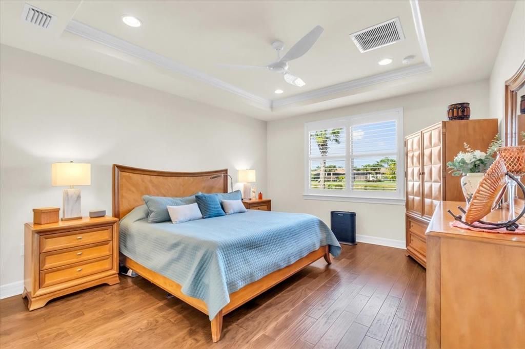 For Sale: $579,000 (3 beds, 2 baths, 2014 Square Feet)