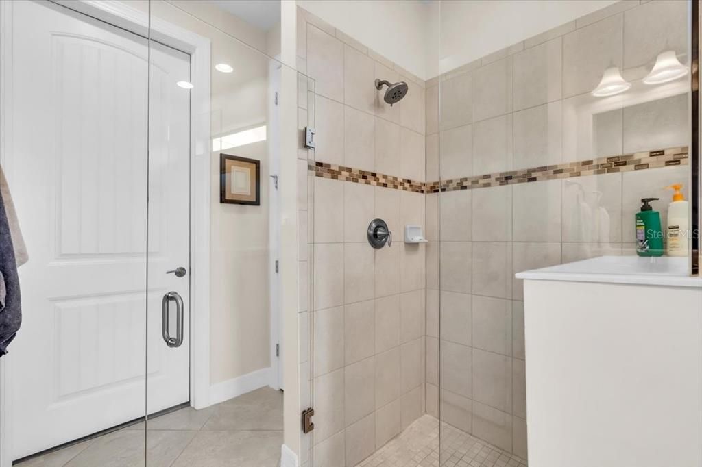 For Sale: $579,000 (3 beds, 2 baths, 2014 Square Feet)