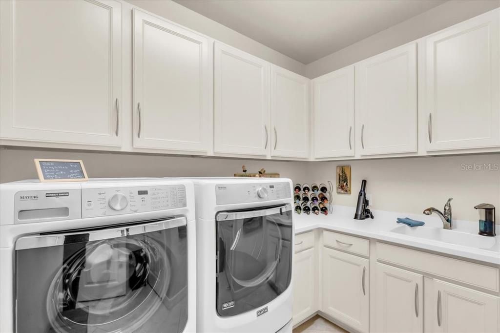 For Sale: $579,000 (3 beds, 2 baths, 2014 Square Feet)