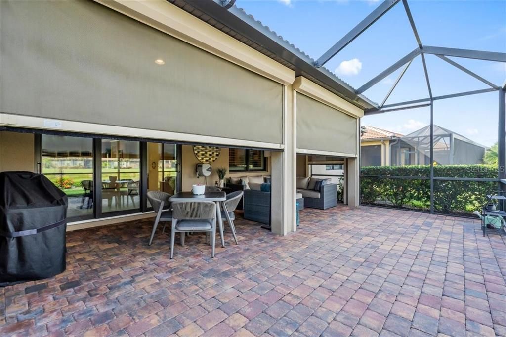 For Sale: $579,000 (3 beds, 2 baths, 2014 Square Feet)