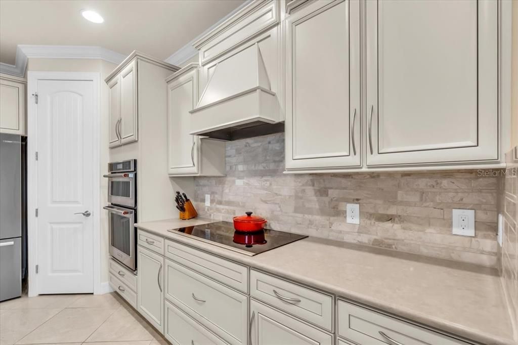 For Sale: $579,000 (3 beds, 2 baths, 2014 Square Feet)