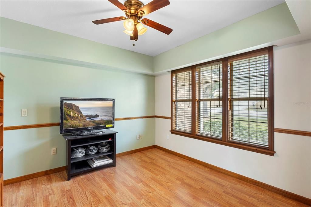 待售: $424,900 (3 贝兹, 2 浴室, 2038 平方英尺)