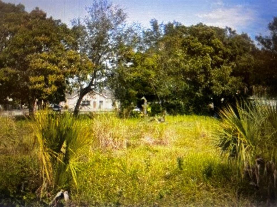 待售: $59,999 (0.13 acres)