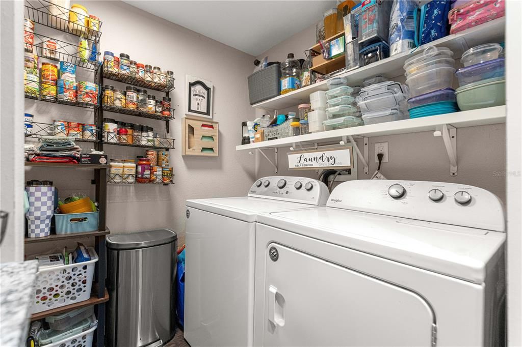 На продажу: $200,000 (3 спален, 2 ванн, 1248 Квадратных фут)