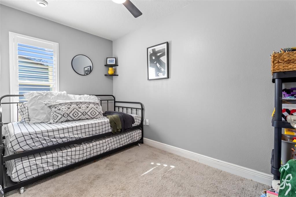 待售: $420,000 (3 贝兹, 2 浴室, 1837 平方英尺)