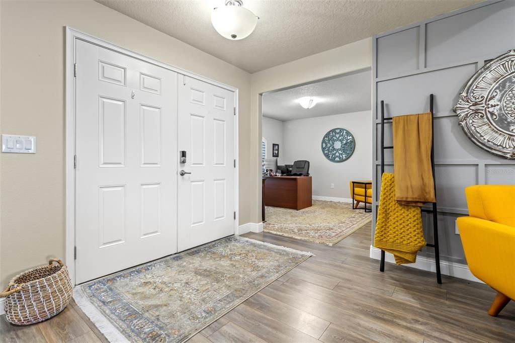 待售: $420,000 (3 贝兹, 2 浴室, 1837 平方英尺)