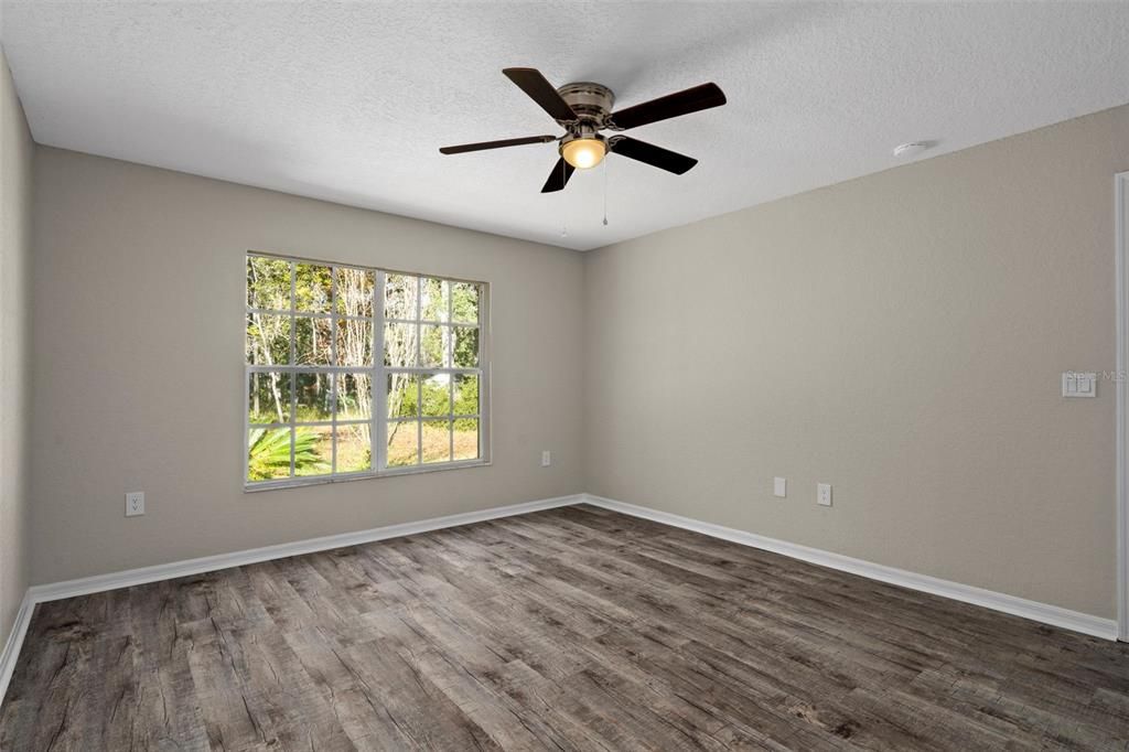 For Sale: $524,900 (3 beds, 2 baths, 1616 Square Feet)