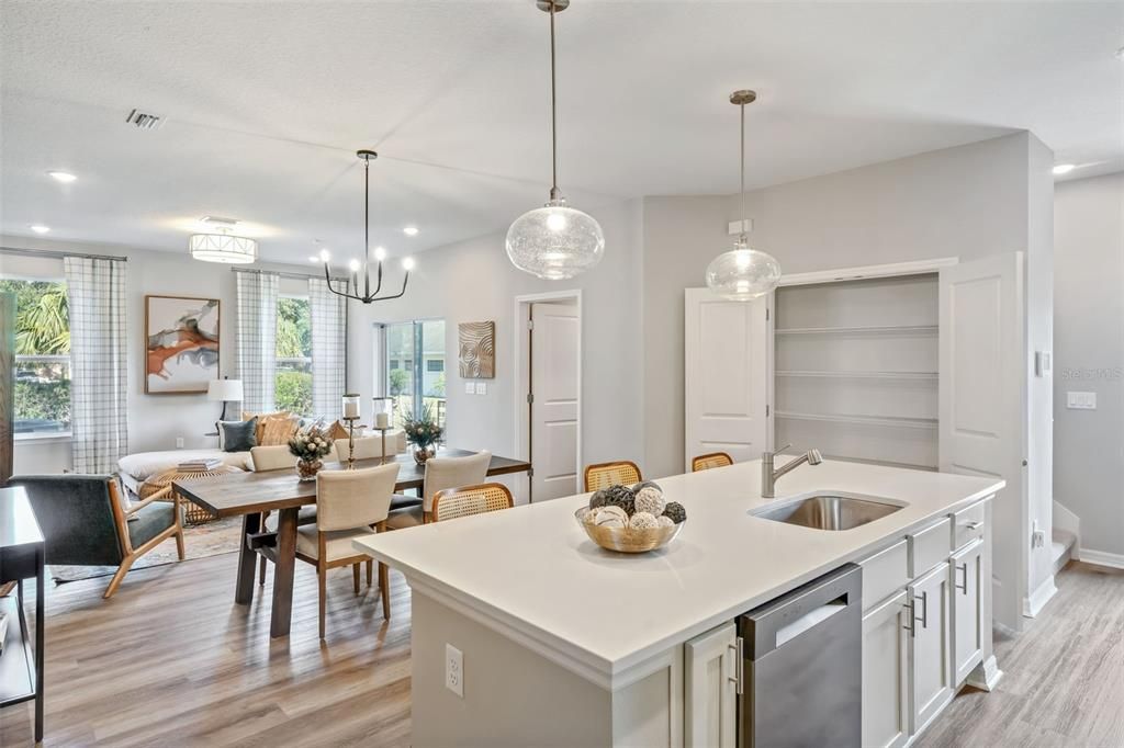 For Sale: $292,990 (3 beds, 2 baths, 1677 Square Feet)