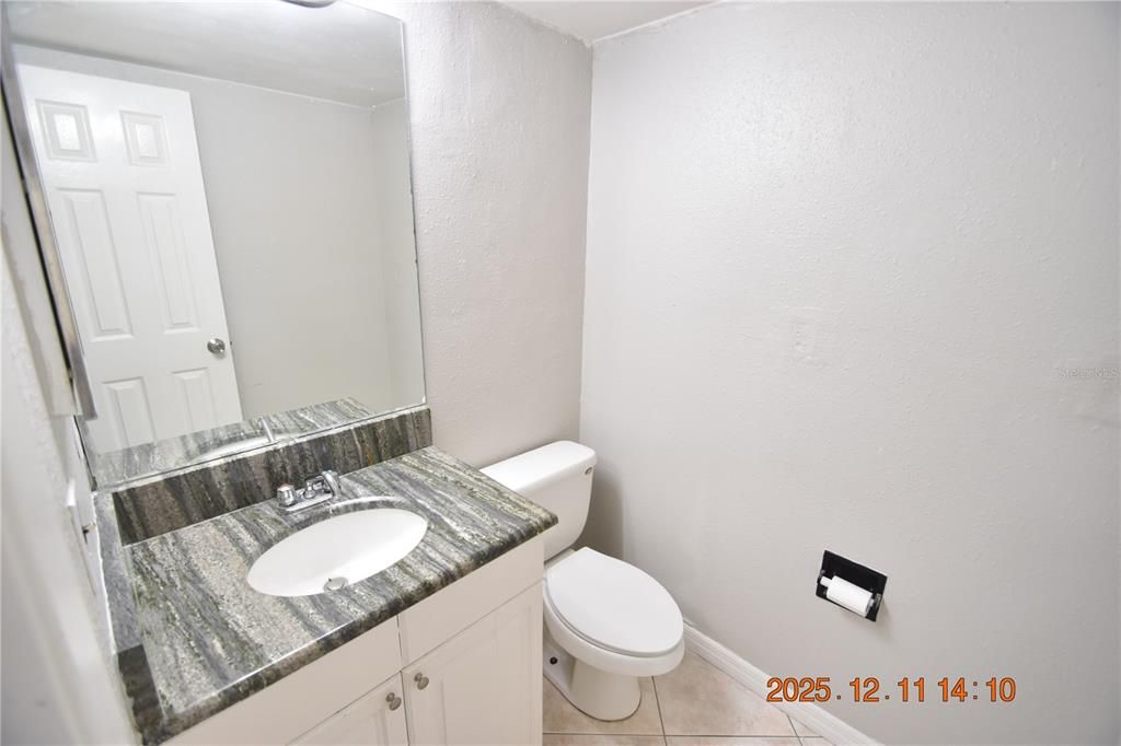 出租: $2,095 (3 贝兹, 2 浴室, 1380 平方英尺)