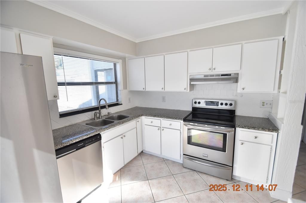 出租: $2,095 (3 贝兹, 2 浴室, 1380 平方英尺)