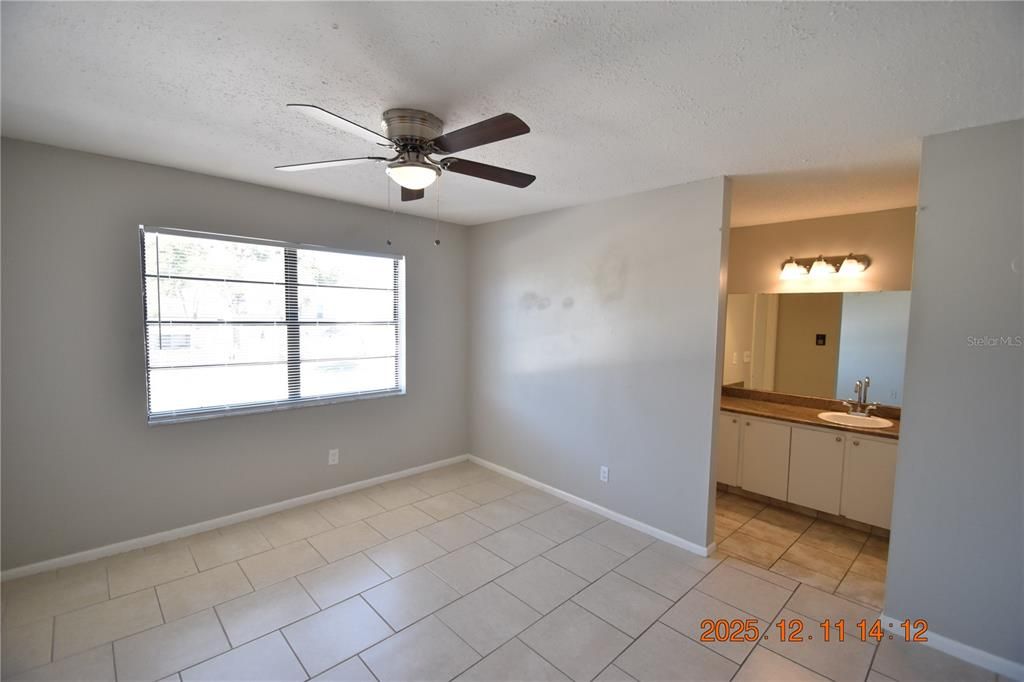 出租: $2,095 (3 贝兹, 2 浴室, 1380 平方英尺)