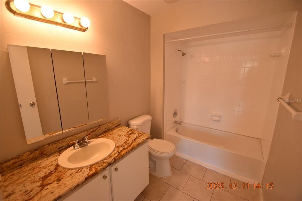 出租: $2,095 (3 贝兹, 2 浴室, 1380 平方英尺)