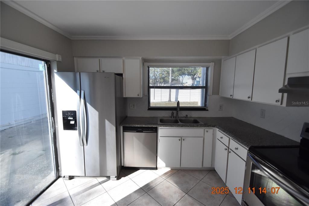 出租: $2,095 (3 贝兹, 2 浴室, 1380 平方英尺)