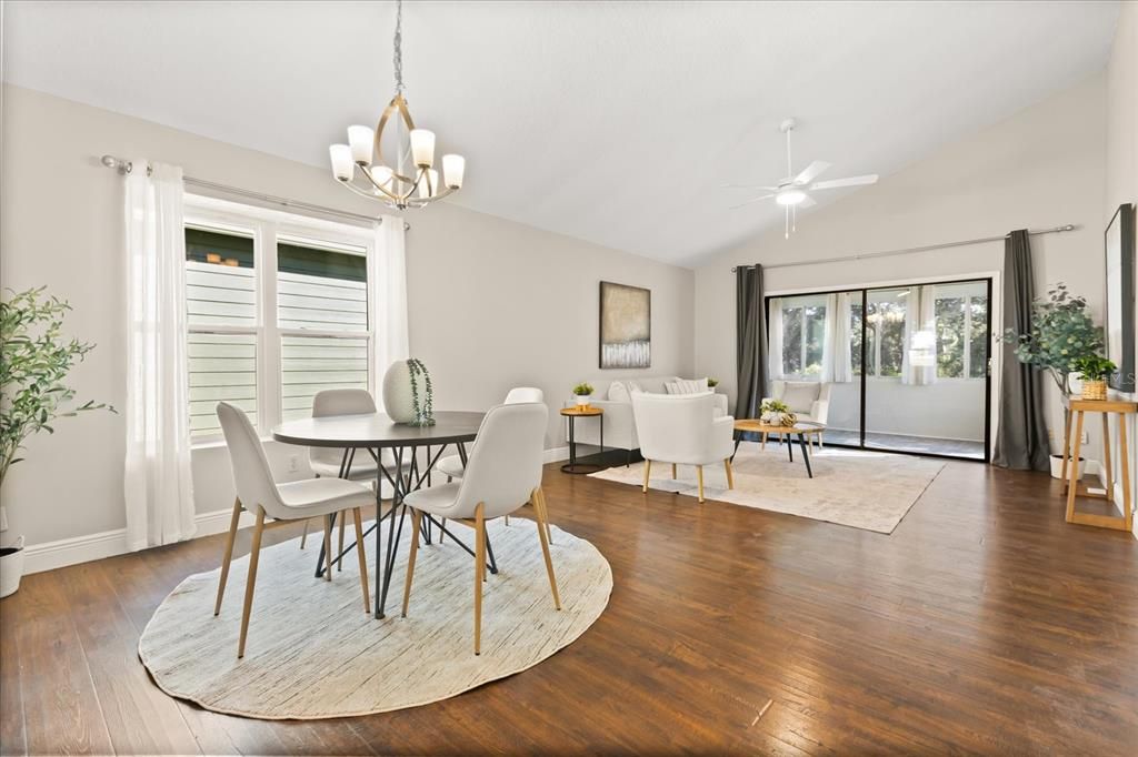 For Sale: $330,000 (2 beds, 2 baths, 1247 Square Feet)