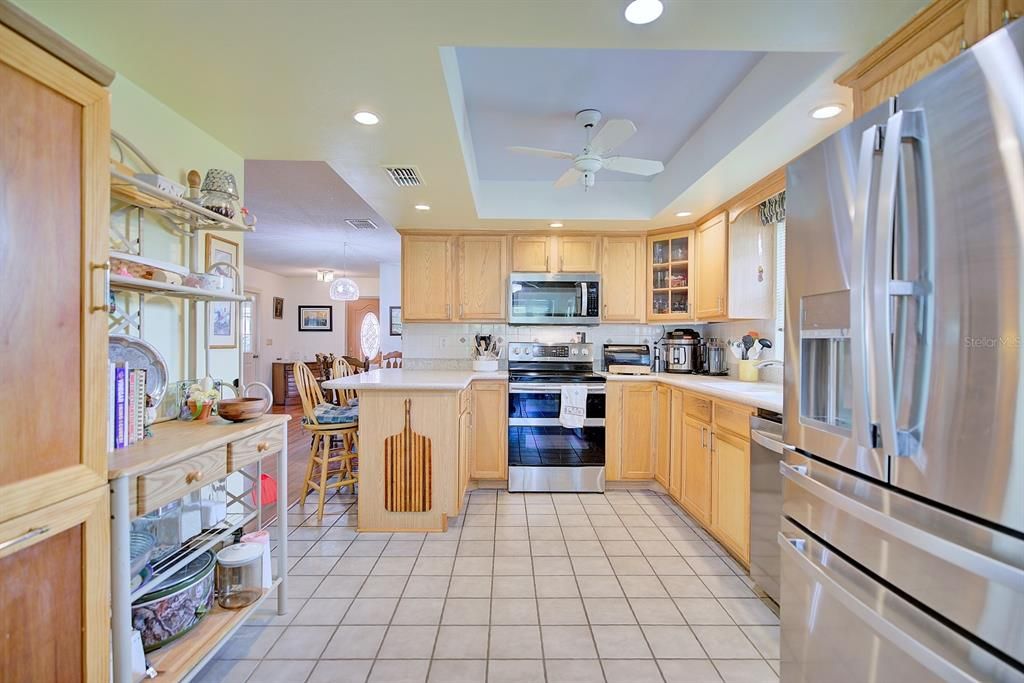 For Sale: $290,000 (2 beds, 2 baths, 1448 Square Feet)