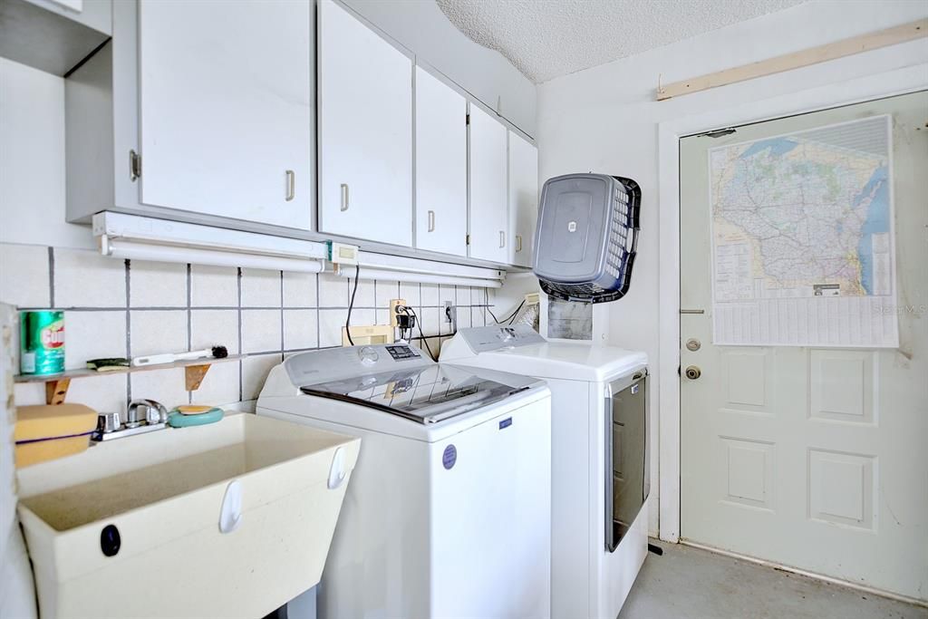 For Sale: $290,000 (2 beds, 2 baths, 1448 Square Feet)