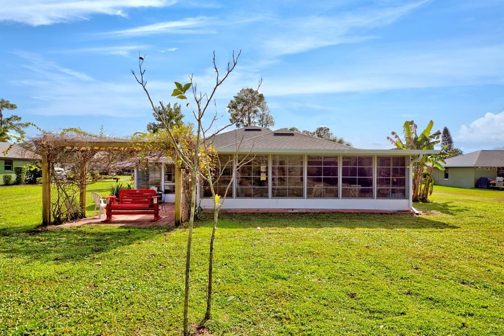 For Sale: $290,000 (2 beds, 2 baths, 1448 Square Feet)