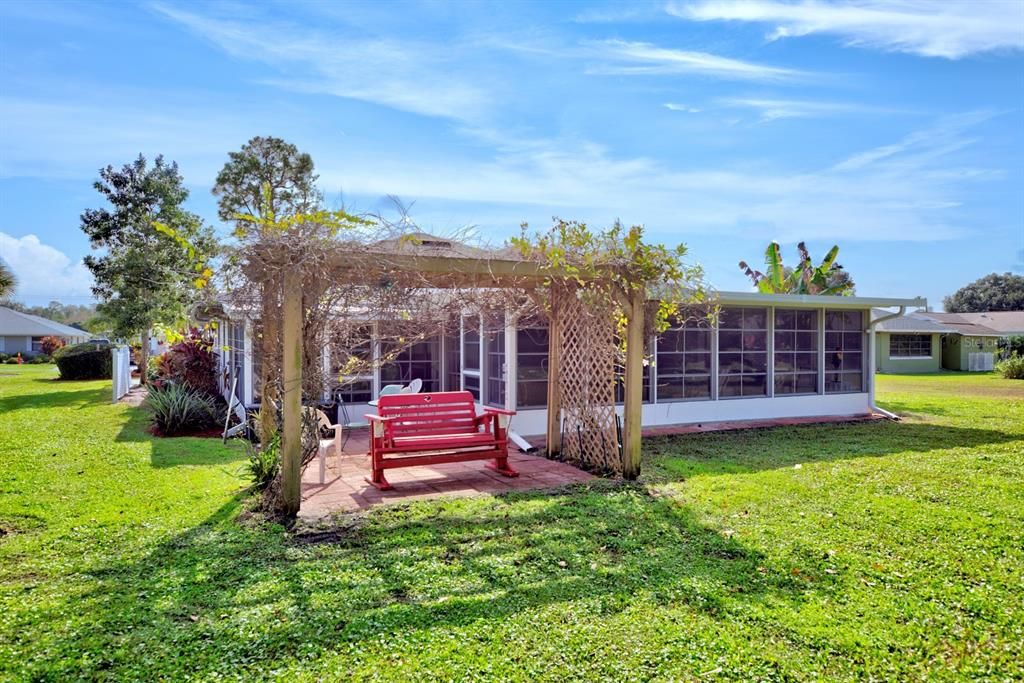 For Sale: $290,000 (2 beds, 2 baths, 1448 Square Feet)