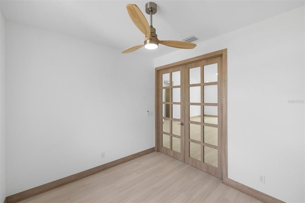 For Sale: $409,900 (3 beds, 2 baths, 1768 Square Feet)