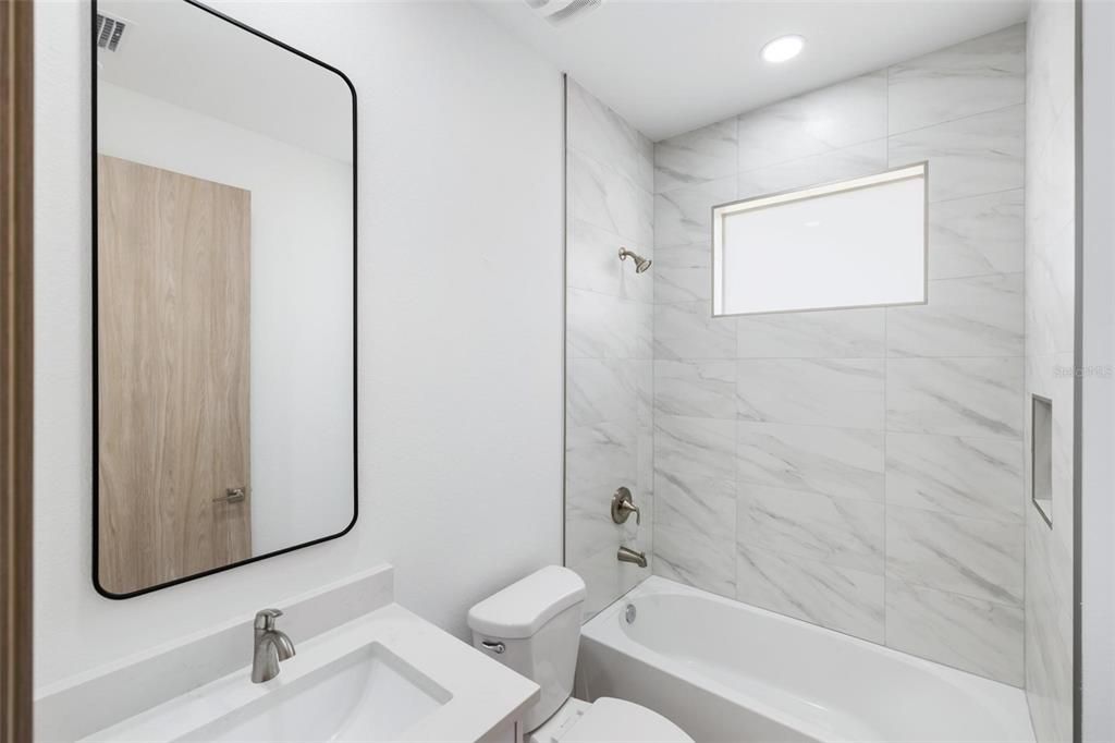 For Sale: $409,900 (3 beds, 2 baths, 1768 Square Feet)