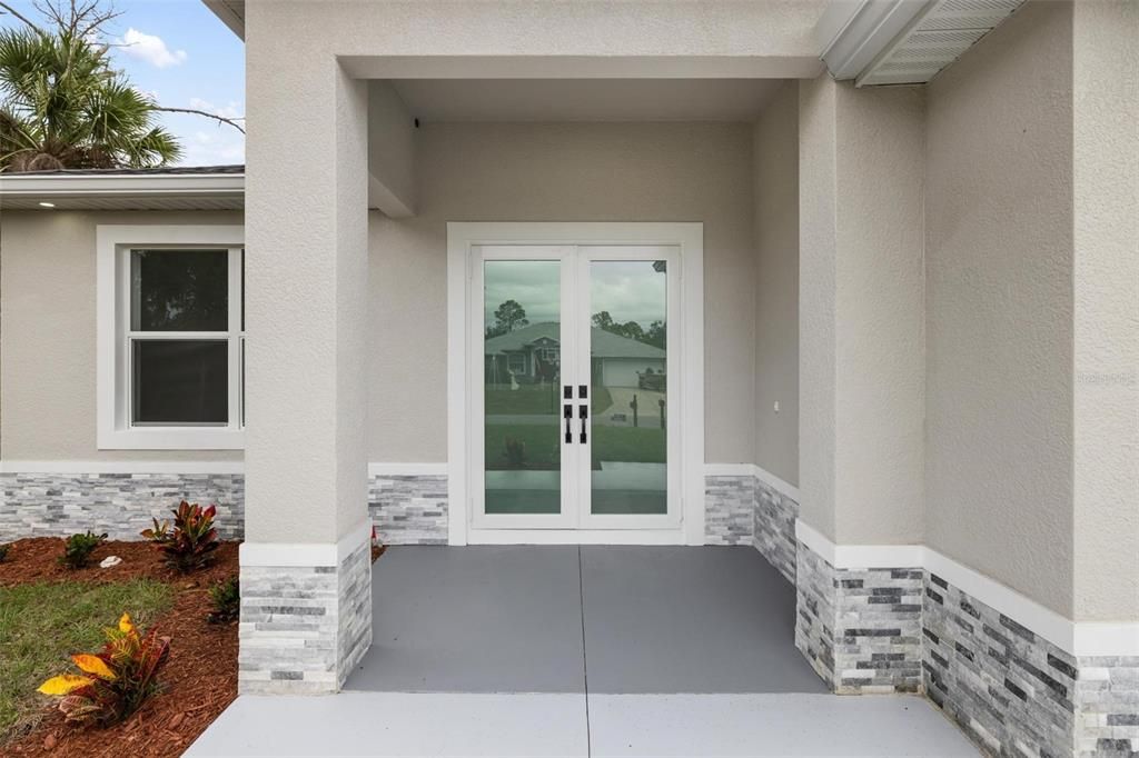 For Sale: $409,900 (3 beds, 2 baths, 1768 Square Feet)