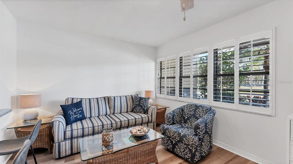 En Venta: $109,000 (1 camas, 1 baños, 647 Pies cuadrados)