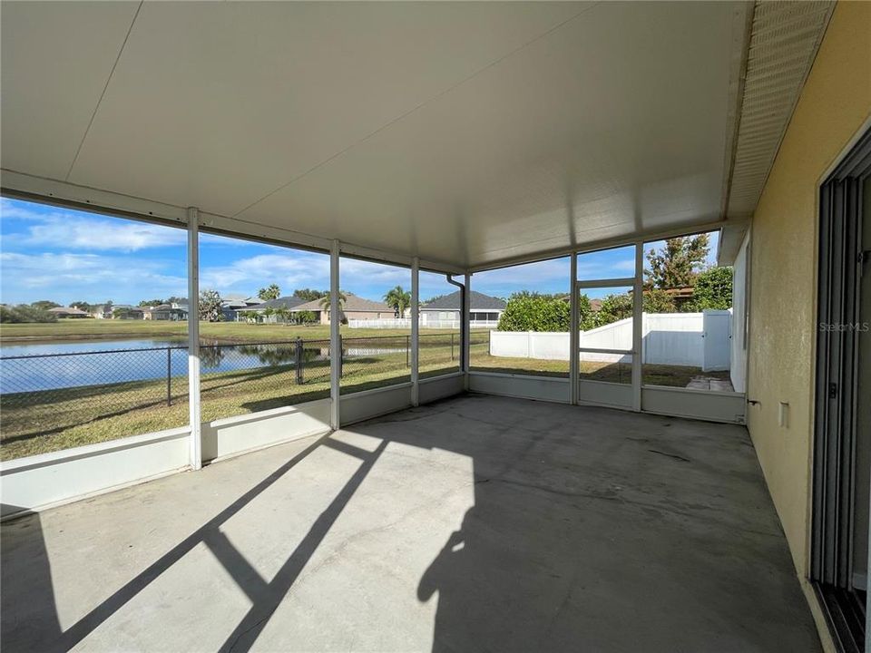 For Sale: $299,900 (4 beds, 2 baths, 1878 Square Feet)