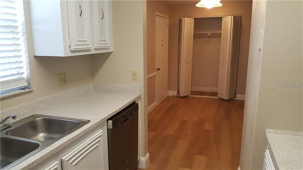 For Rent: $1,500 (1 beds, 1 baths, 775 Square Feet)