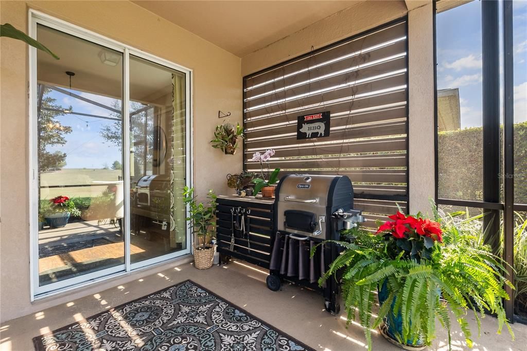 For Sale: $599,900 (3 beds, 2 baths, 2136 Square Feet)