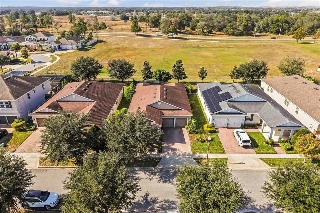 For Sale: $599,900 (3 beds, 2 baths, 2136 Square Feet)