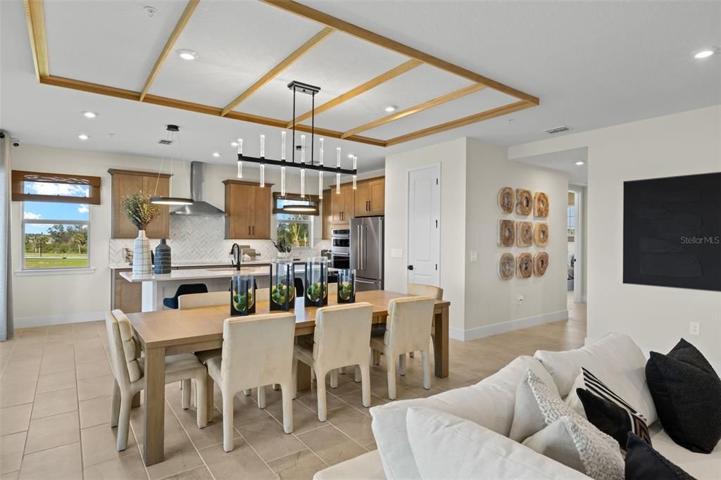 En Venta: $599,000 (3 camas, 2 baños, 2316 Pies cuadrados)