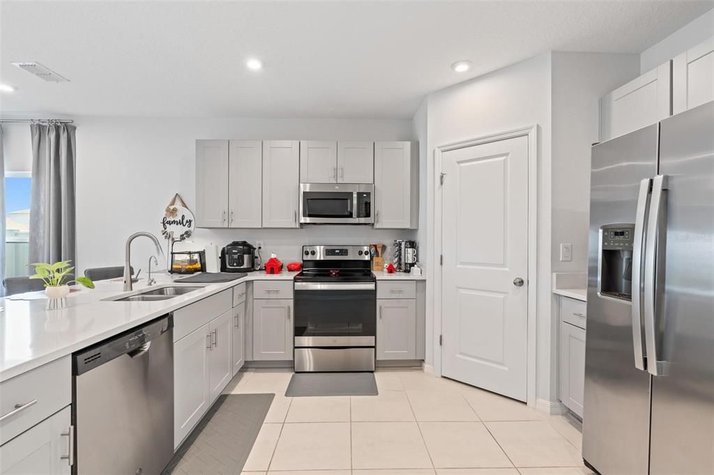 En Renta: $2,500 (4 camas, 2 baños, 1974 Pies cuadrados)