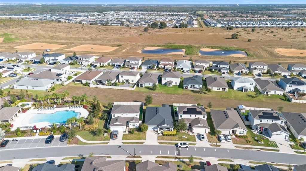 En Renta: $2,500 (4 camas, 2 baños, 1974 Pies cuadrados)