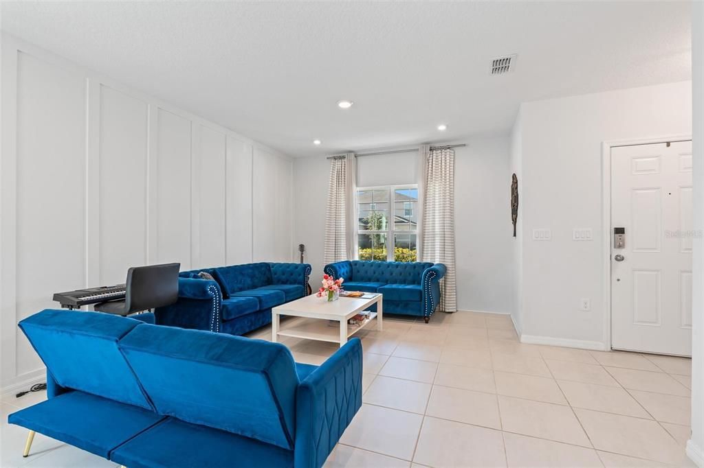 En Renta: $2,500 (4 camas, 2 baños, 1974 Pies cuadrados)