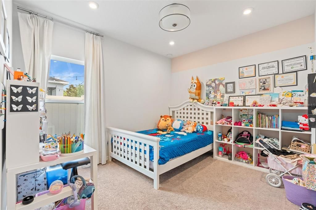 En Renta: $2,500 (4 camas, 2 baños, 1974 Pies cuadrados)