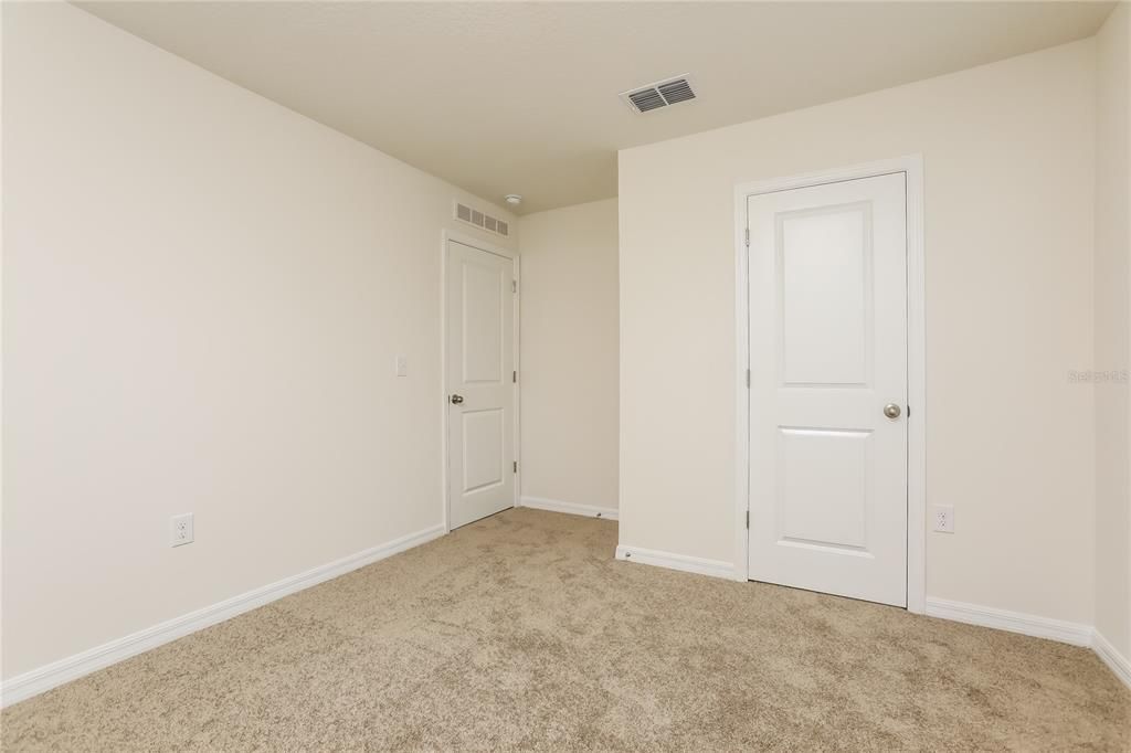 For Rent: $2,350 (4 beds, 2 baths, 2132 Square Feet)