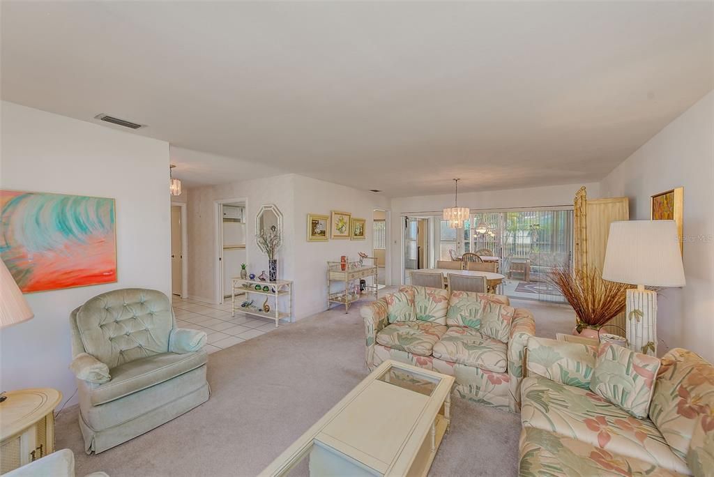 На продажу: $498,000 (2 спален, 2 ванн, 1560 Квадратных фут)