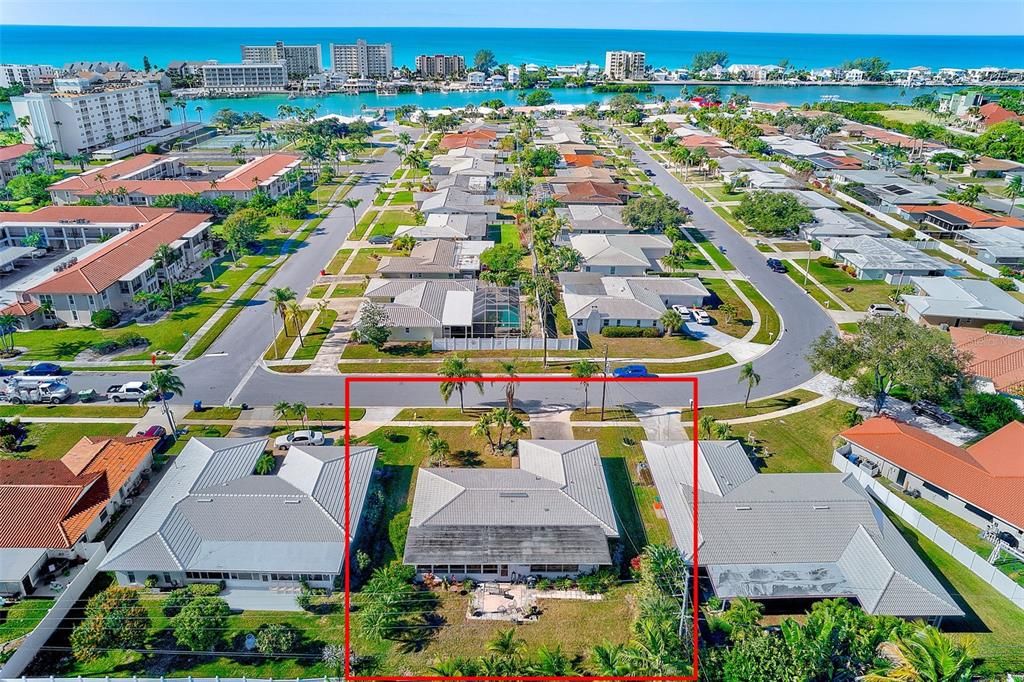 На продажу: $498,000 (2 спален, 2 ванн, 1560 Квадратных фут)