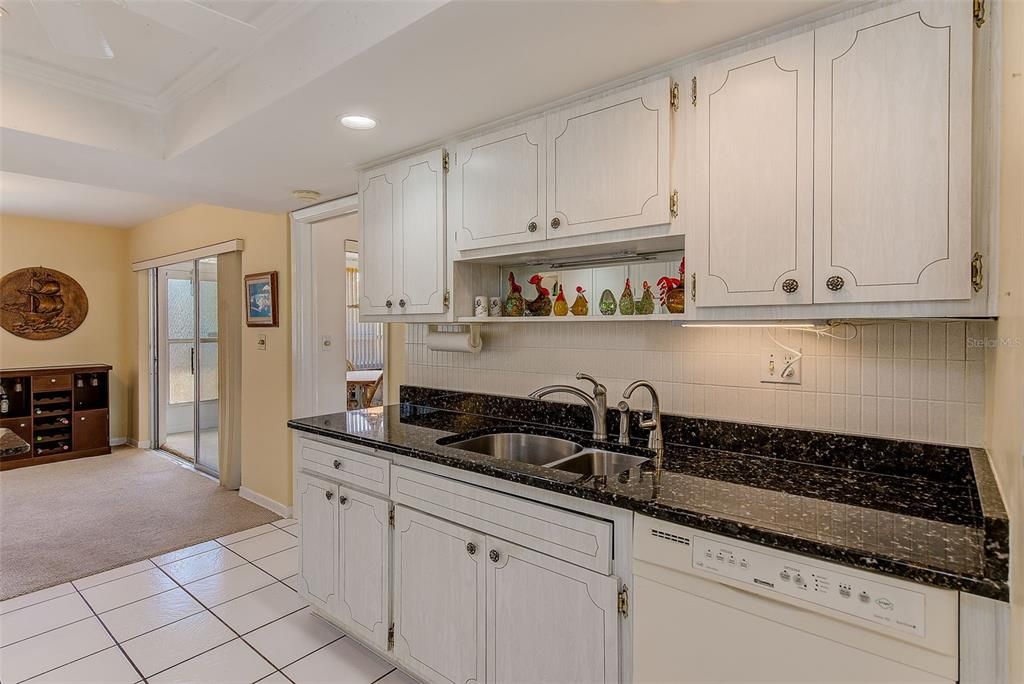 На продажу: $498,000 (2 спален, 2 ванн, 1560 Квадратных фут)