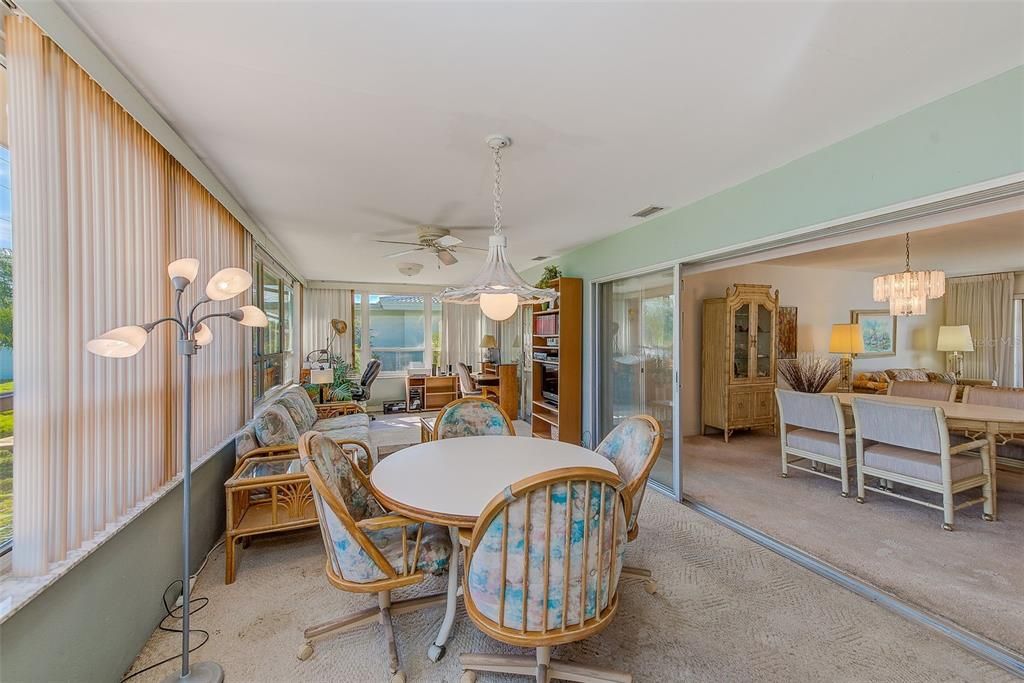 На продажу: $498,000 (2 спален, 2 ванн, 1560 Квадратных фут)