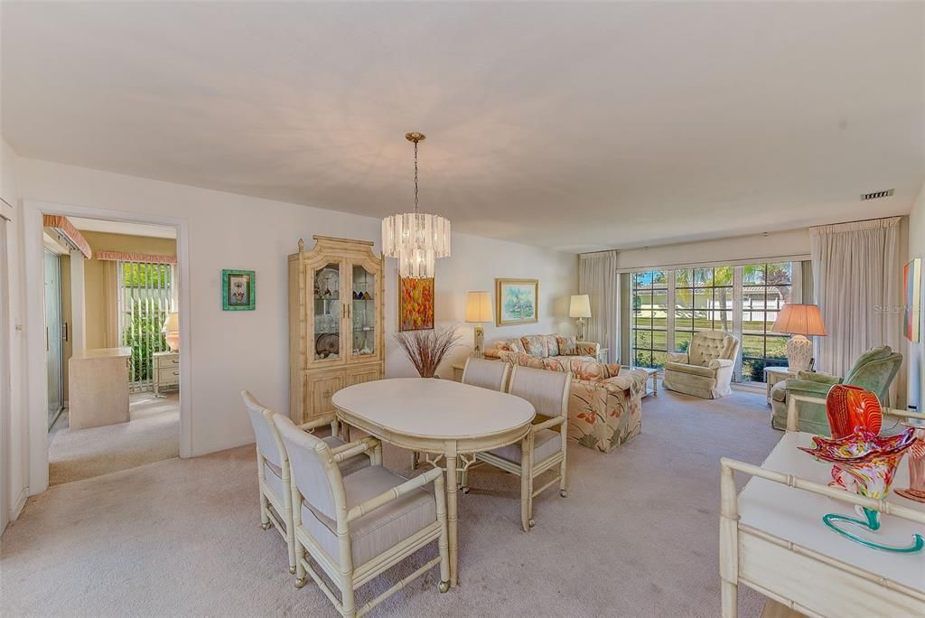 На продажу: $498,000 (2 спален, 2 ванн, 1560 Квадратных фут)